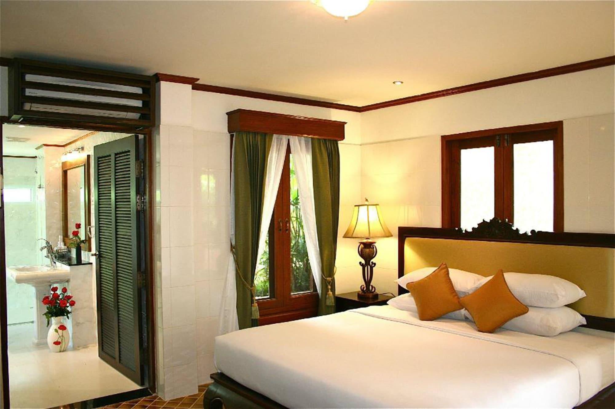 Oriental Siam Resort - Sha Extra Plus Certified Chiang Mai Exterior foto
